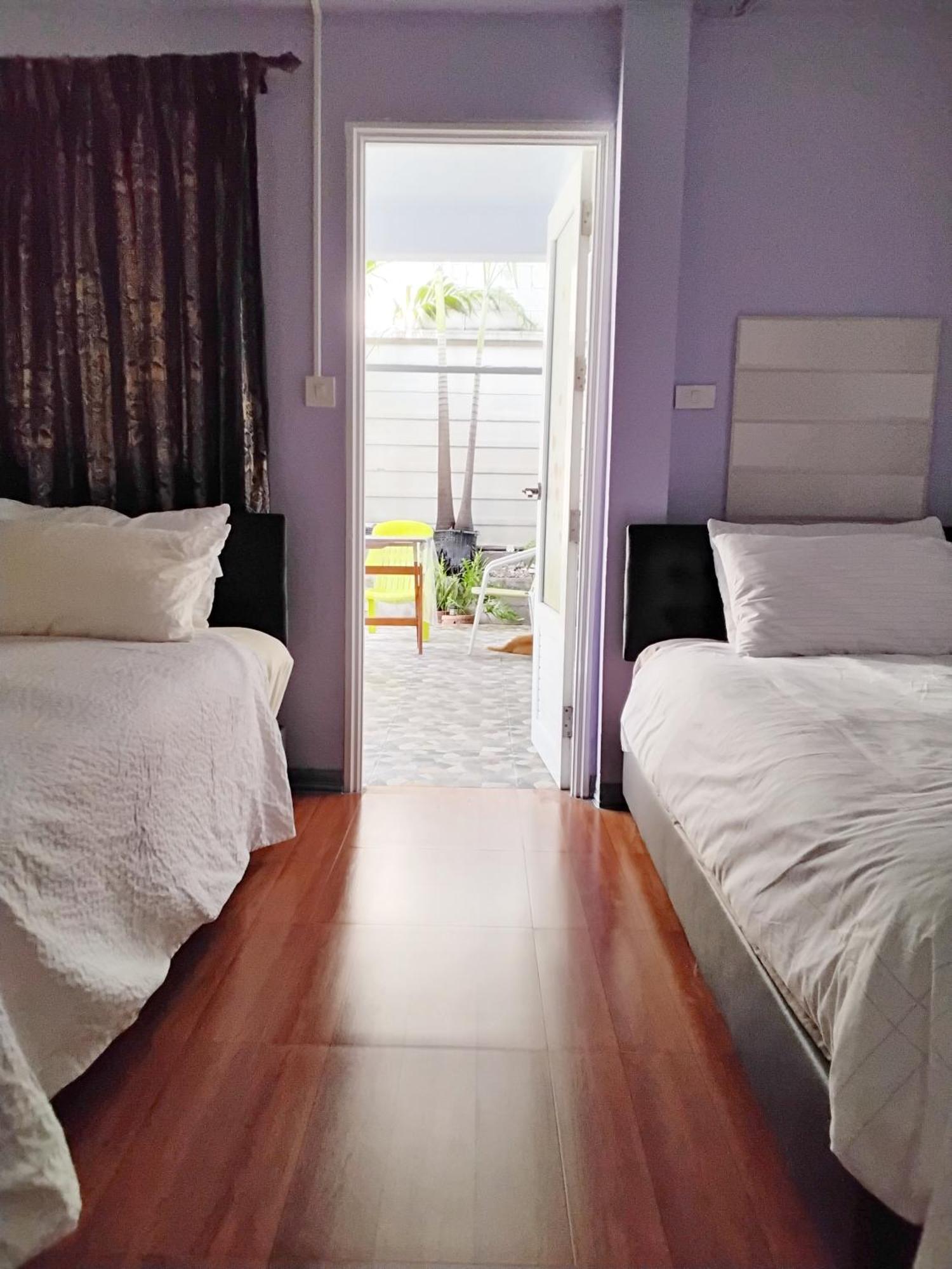 Hospedagem domiciliar Mango Tree Guestroom *